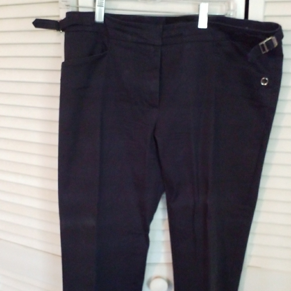 D&G navy tailored fitted slacks
